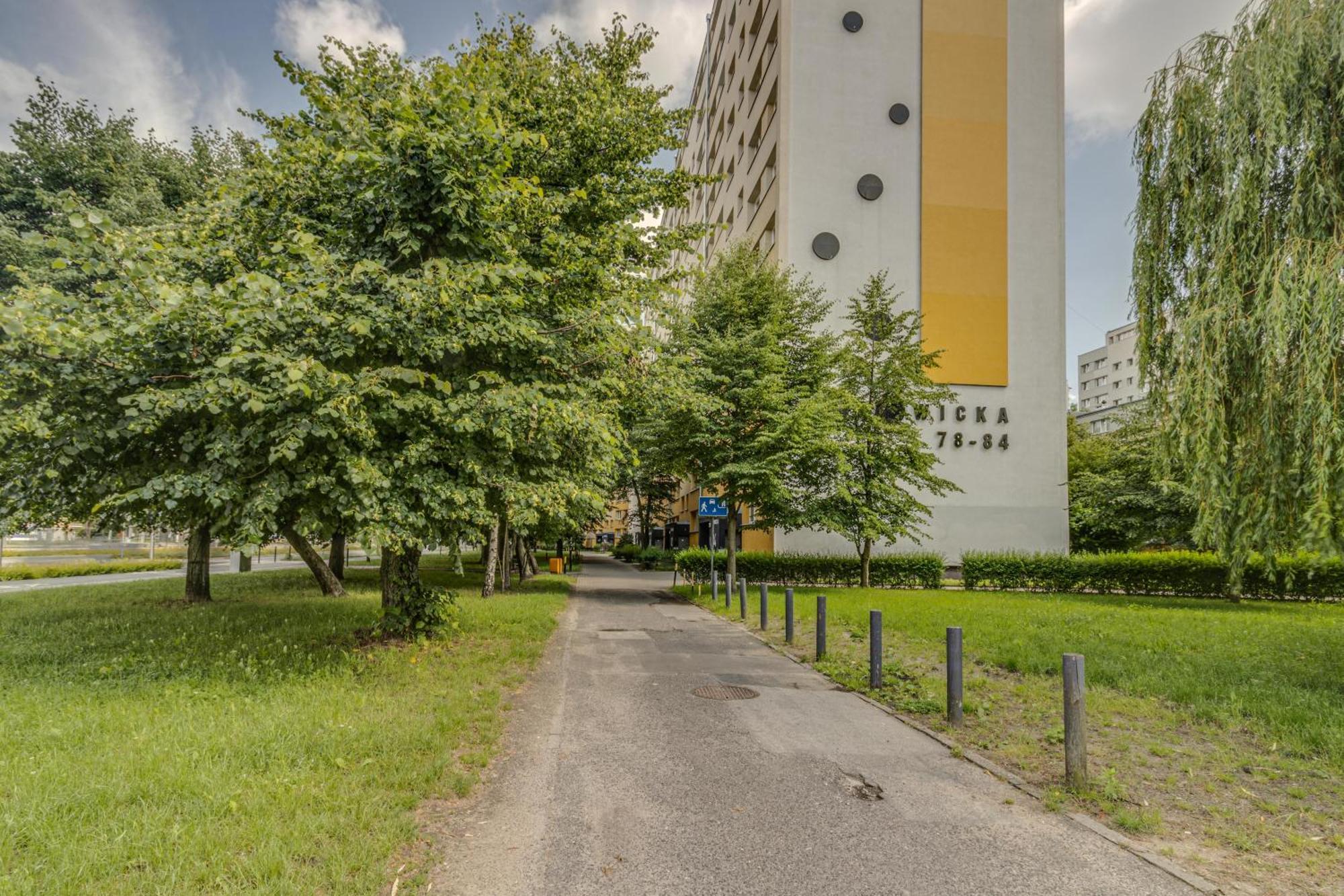 ヴロツワフRentplanet - Apartament Popowickaアパートメント エクステリア 写真