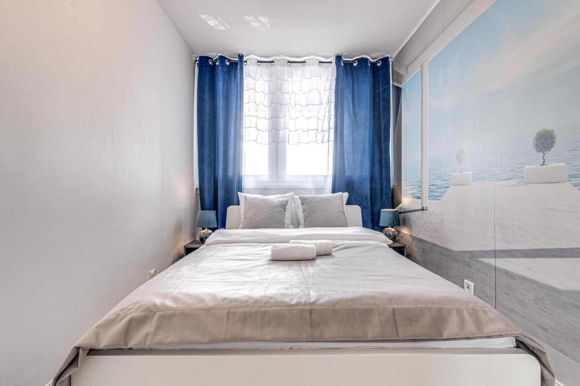 ヴロツワフRentplanet - Apartament Popowickaアパートメント エクステリア 写真